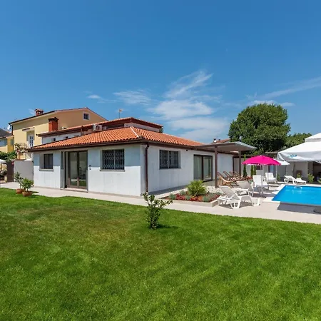 Apartment Nino-2 By Interhome Porec